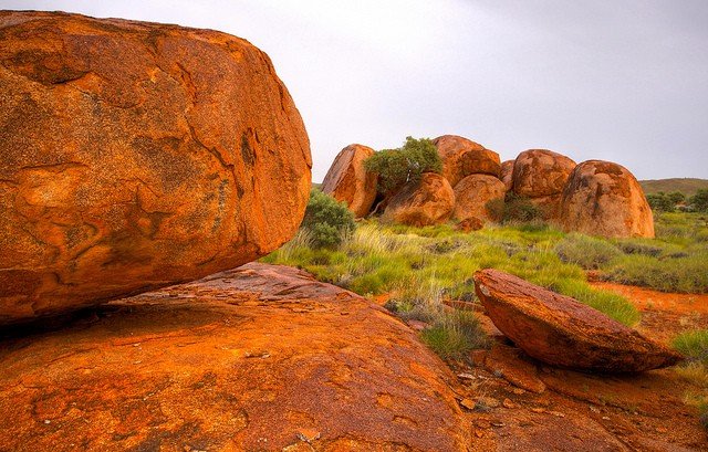 scattered-clusters-of-marbles-rocks-chemical-weathering