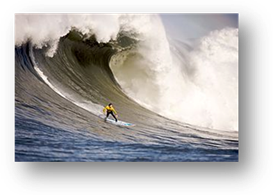 http://upload.wikimedia.org/wikipedia/commons/thumb/4/4e/Mavericks_Surf_Contest_2010b.jpg/300px-Mavericks_Surf_Contest_2010b.jpg